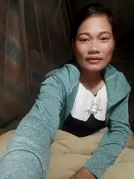 Snapshot of doggy-00 chatting on November 2025 08:36:02 PM doggy-00 online show from November 2025 08:36:02 PM