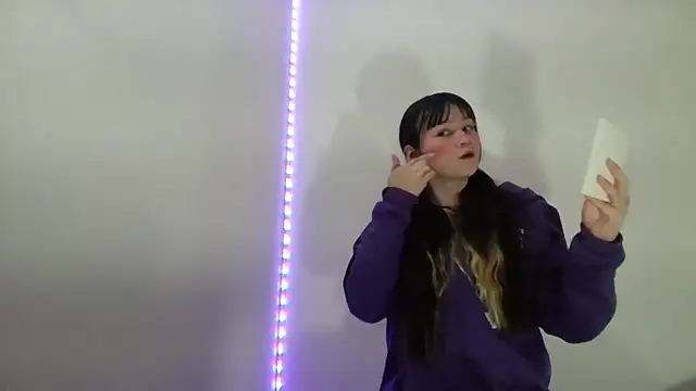 Snapshot of My_Meloddy chatting on December 2025 12:14:02 PM My Meloddy online show from December 2025 12:14:02 PM