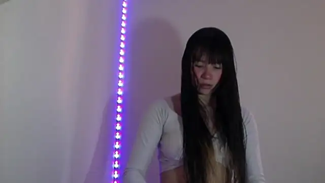 Snapshot of My_Meloddy chatting on December 2025 04:23:02 PM My Meloddy online show from December 2025 04:23:02 PM