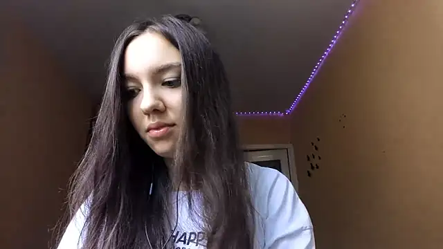 Snapshot of Kimixoo chatting on October 2025 09:33:01 AM Kimixoo online show from October 2025 09:33:01 AM