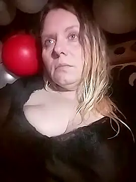 Snapshot of Lana-murr chatting on February 2026 05:09:02 PM Lana-murr online show from February 2026 05:09:02 PM