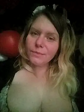 Snapshot of Lana-murr chatting on February 2026 03:02:01 PM Lana-murr online show from February 2026 03:02:01 PM