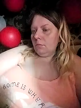 Snapshot of Lana-murr chatting on February 2026 05:13:02 PM Lana-murr online show from February 2026 05:13:02 PM