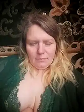 Snapshot of Lana-murr chatting on March 2026 10:11:01 AM Lana-murr online show from March 2026 10:11:01 AM