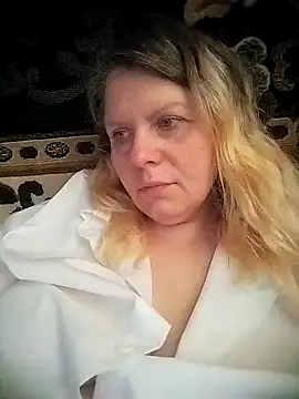 Snapshot of Lana-murr chatting on March 2026 05:22:01 AM Lana-murr online show from March 2026 05:22:01 AM