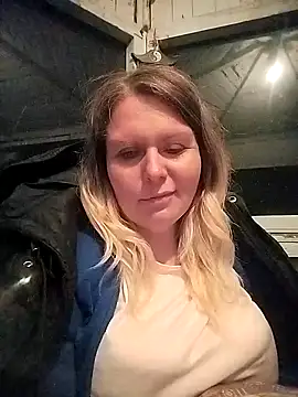 Lana-murr online show from May 2026 06:02:02 PM