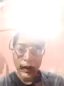 Snapshot of its-Hazel chatting on November 2025 10:25:01 AM its-Hazel online show from November 2025 10:25:01 AM