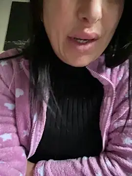 4clarissa online show from December 2025 08:40:02 AM