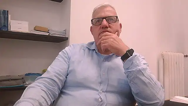 Diegoriv71 online show from May 2026 01:17:02 PM