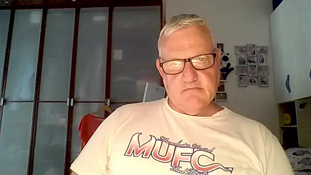 Snapshot of Diegoriv71 chatting on June 2026 02:17:02 PM Diegoriv71 online show from June 2026 02:17:02 PM