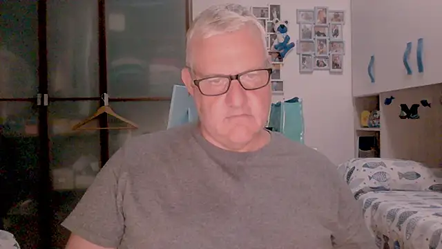 Snapshot of Diegoriv71 chatting on July 2026 10:16:01 PM Diegoriv71 online show from July 2026 10:16:01 PM