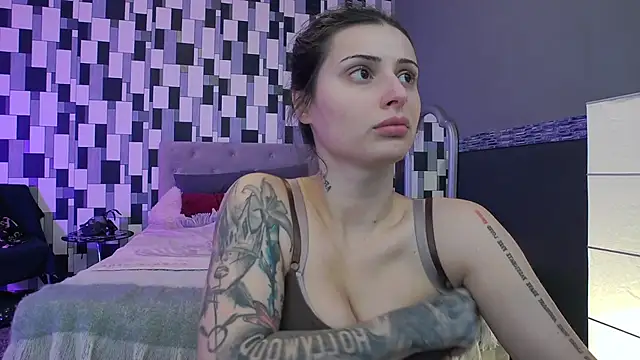 Snapshot of venusinylons chatting on November 2025 11:57:02 AM venusinylons online show from November 2025 11:57:02 AM