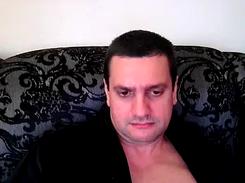 Snapshot of Alex-Naturista chatting on May 2026 05:43:01 PM Alex-Naturista online show from May 2026 05:43:01 PM