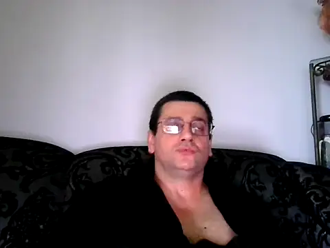 Snapshot of Alex-Naturista chatting on May 2026 07:18:02 PM Alex-Naturista online show from May 2026 07:18:02 PM