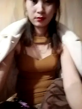 Snapshot of Em_xinh01 chatting on November 2025 01:54:02 PM Em xinh01 online show from November 2025 01:54:02 PM