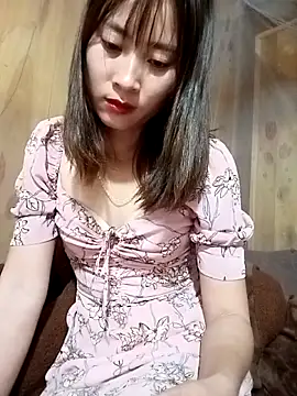 Snapshot of Em_xinh01 chatting on November 2025 03:56:01 AM Em xinh01 online show from November 2025 03:56:01 AM