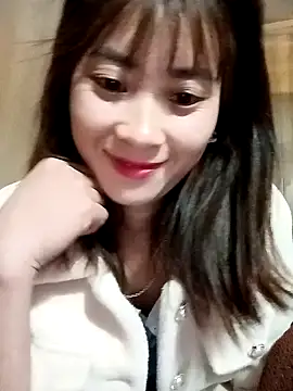 Snapshot of Em_xinh01 chatting on November 2025 08:00:01 PM Em xinh01 online show from November 2025 08:00:01 PM