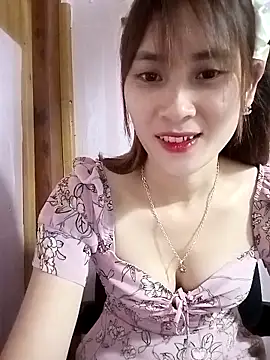 Em xinh01 online show from May 2026 02:14:01 PM