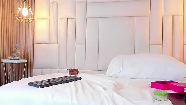 VenuzSofia online show from March 2026 10:37:01 PM