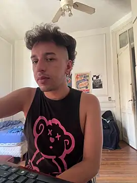 igartuadavidt6 online show from February 2026 07:06:02 PM