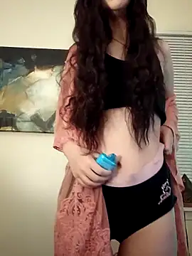 Snapshot of Heavenlyangelforever chatting on November 2025 04:01:01 AM Heavenlyangelforever online show from November 2025 04:01:01 AM