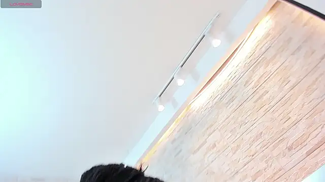 Snapshot of sheinny_brown chatting on December 2025 07:53:02 PM sheinny brown online show from December 2025 07:53:02 PM