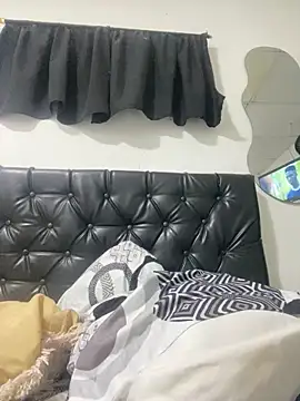 zui luu online show from December 2025 05:57:01 AM