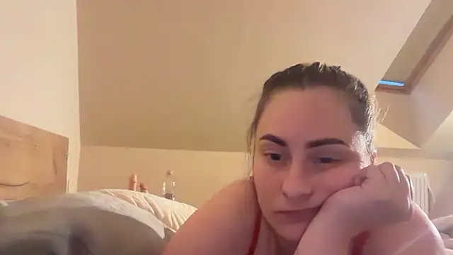 EngelHelene online show from May 2026 06:12:02 PM