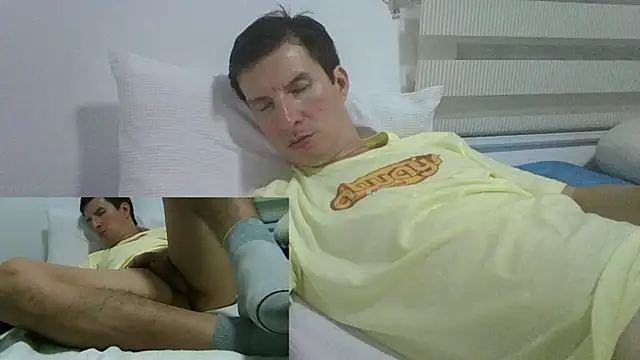 carliesexyman online show from October 2025 04:59:01 AM