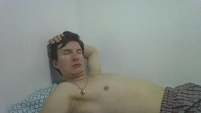 carliesexyman online show from December 2025 05:39:02 AM