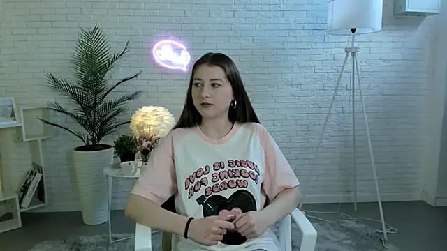 AudriaSagan online show from November 2025 07:31:01 AM