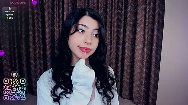 Snapshot of TonjaNeace chatting on November 2025 04:12:01 AM TonjaNeace online show from November 2025 04:12:01 AM