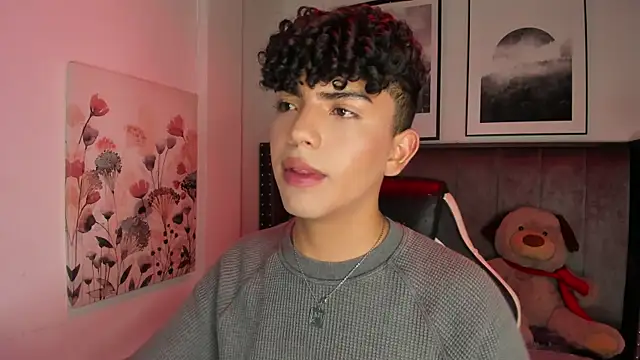 Snapshot of Niick_Twiink chatting on December 2025 07:51:02 PM Niick Twiink online show from December 2025 07:51:02 PM