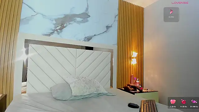 HANNASANZ1 online show from March 2026 03:01:01 AM