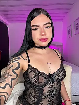 Snapshot of VioletEvanzz chatting on November 2025 01:11:02 PM VioletEvanzz online show from November 2025 01:11:02 PM