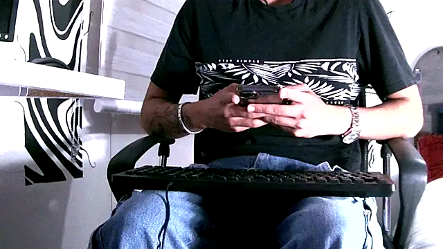 Snapshot of kai_storm420 chatting on October 2025 06:15:01 AM kai storm420 online show from October 2025 06:15:01 AM