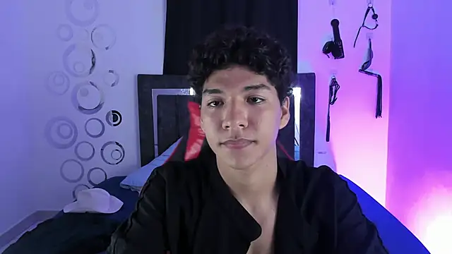 Snapshot of Maximiliano_Khalil chatting on November 2025 07:46:02 PM Maximiliano Khalil online show from November 2025 07:46:02 PM