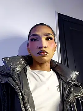 FernandaFox  online show from April 2026 03:31:02 AM