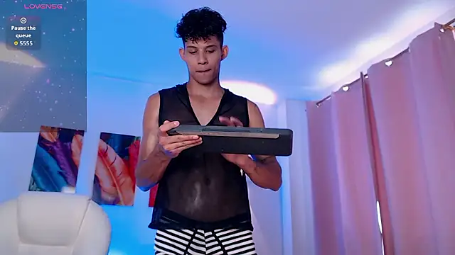 KamiSuarez online show from March 2026 06:35:01 PM