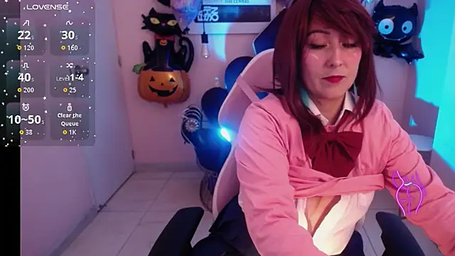 Alana x  online show from October 2025 03:41:02 AM