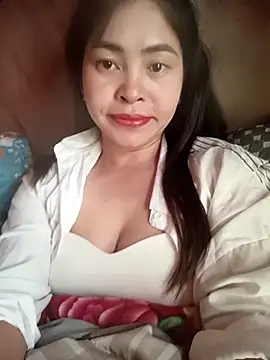 Snapshot of Bamboo-niee123 chatting on December 2025 05:13:01 AM Bamboo-niee123 online show from December 2025 05:13:01 AM