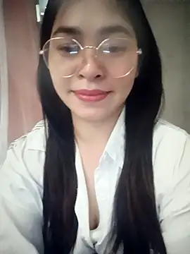 Snapshot of Bamboo-niee123 chatting on February 2026 08:18:02 PM Bamboo-niee123 online show from February 2026 08:18:02 PM