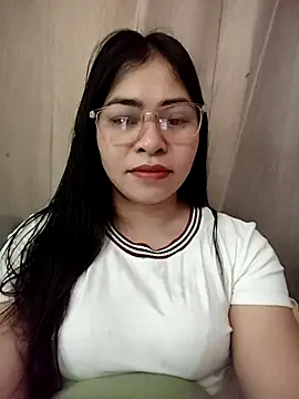 Snapshot of Bamboo-niee123 chatting on March 2026 04:14:02 AM Bamboo-niee123 online show from March 2026 04:14:02 AM