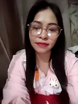 Bamboo-niee123 online show from April 2026 01:57:02 PM