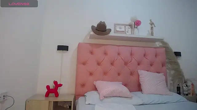 Snapshot of victoria_243 chatting on December 2025 05:13:01 AM victoria 243 online show from December 2025 05:13:01 AM