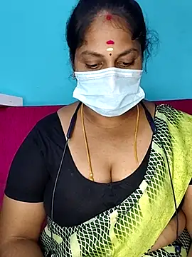 Snapshot of deepikasree143 chatting on November 2025 03:55:01 PM deepikasree143 online show from November 2025 03:55:01 PM