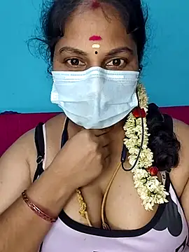 Snapshot of deepikasree143 chatting on November 2025 05:06:01 AM deepikasree143 online show from November 2025 05:06:01 AM