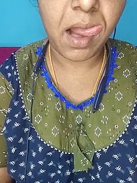 Snapshot of deepikasree143 chatting on December 2025 03:56:02 AM deepikasree143 online show from December 2025 03:56:02 AM