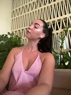 Bae Belle online show from February 2026 03:49:02 AM