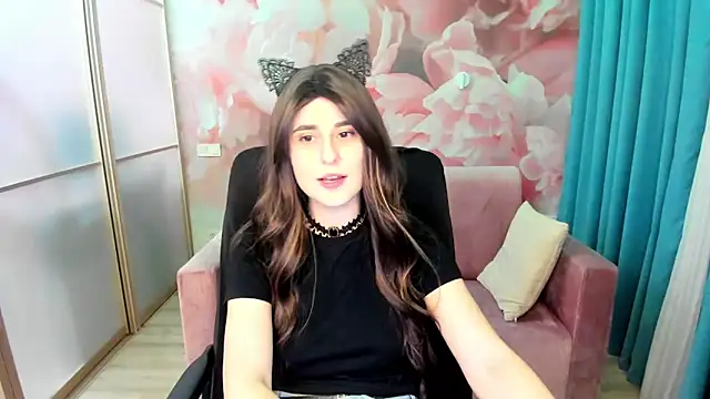 Snapshot of DemmyRose chatting on December 2025 07:56:02 PM DemmyRose online show from December 2025 07:56:02 PM